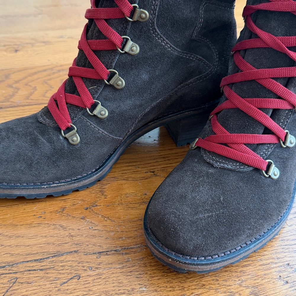 LL Bean Suede Boots 7.5 NWOT - Picture 5 of 9